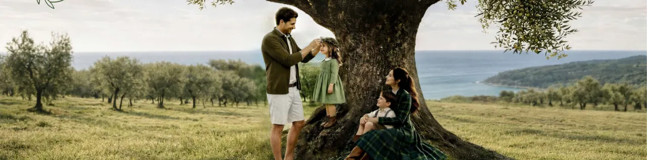 The Olive by The Title — Най Янг